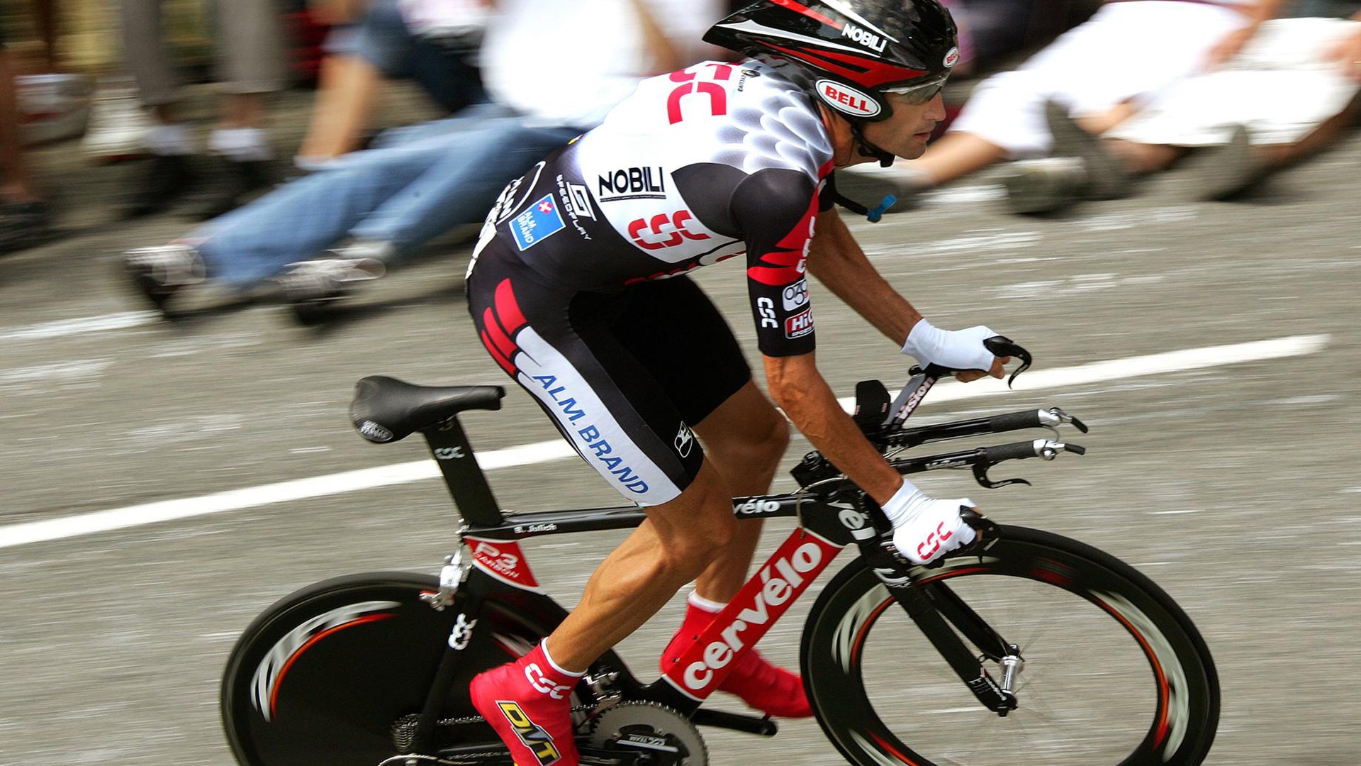 德罗赞的指挥艺术，雄鹿对阵辽宁队，一场节奏的哲学