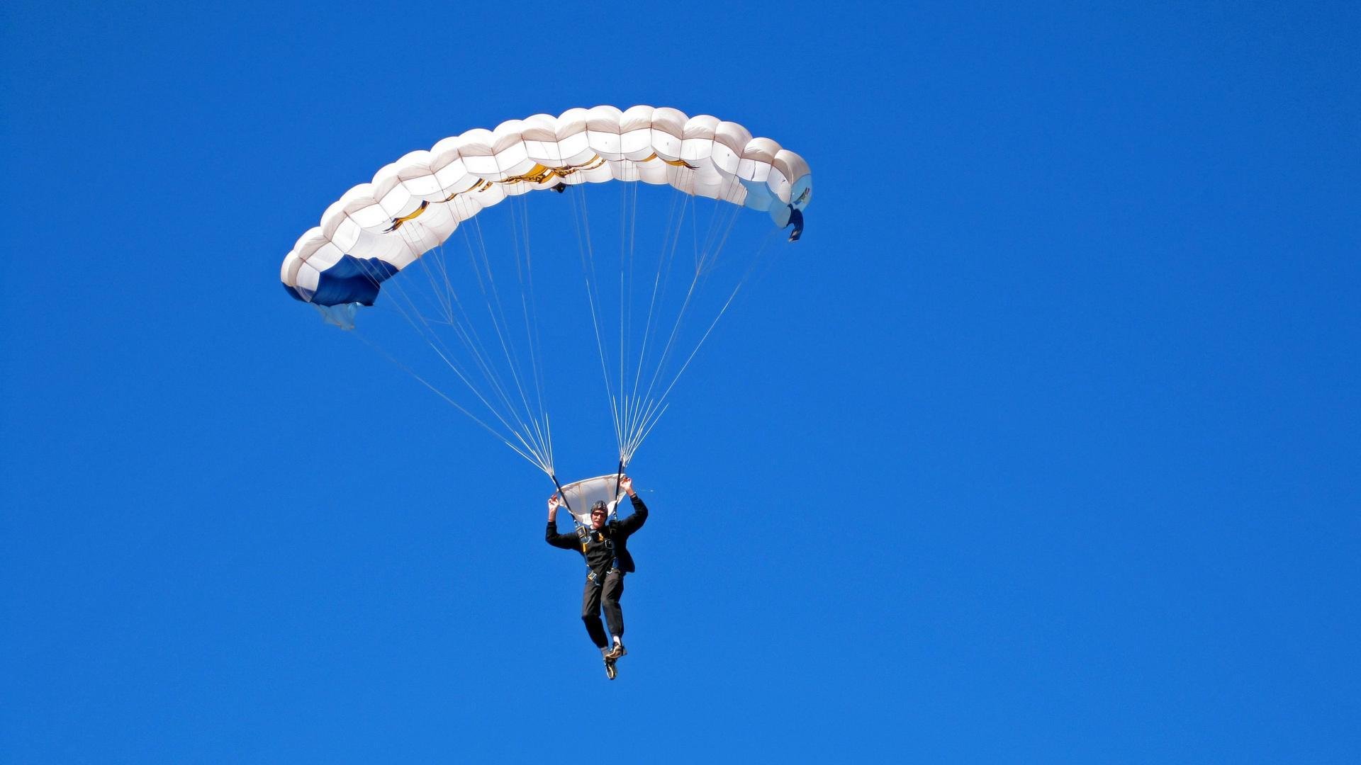 红土绝杀温网，阿尔卡拉斯关键制胜背后的战术革命